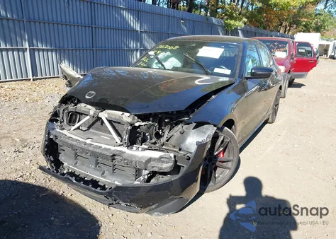 2024 BMW 330I xDrive z USA, uszkodzony, nr VIN 3MW89FF09R8E51947